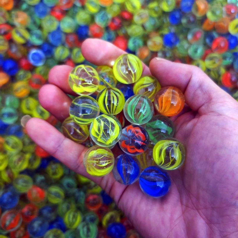 16mm Kleurrijke Glazen Knikker - Aquarium Fish Game recensie en prijs
